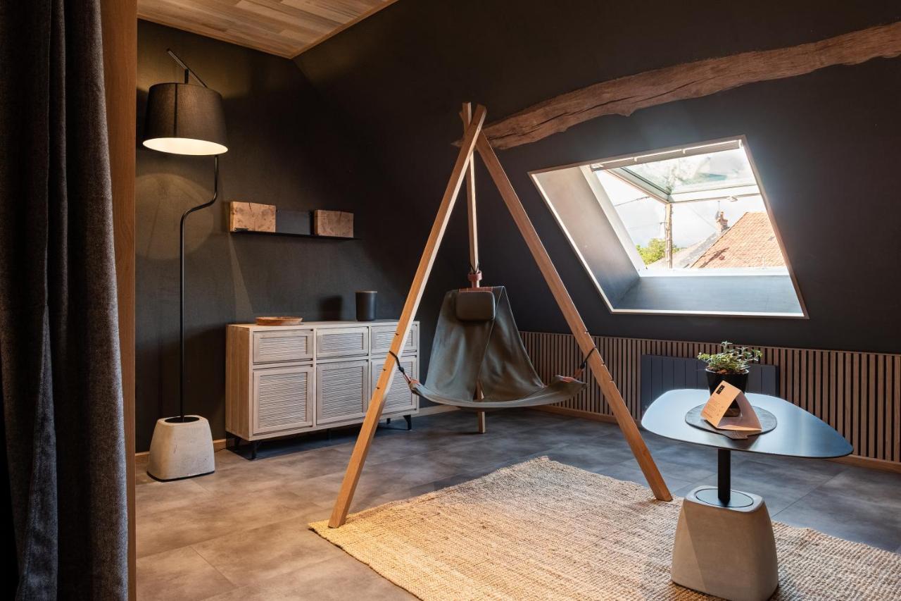 Le Studio Des Pres Verts Suite Design Avec Jacuzzi Privatif Jouey المظهر الخارجي الصورة
