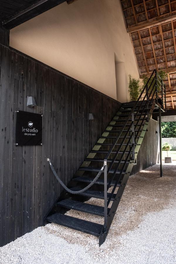Le Studio Des Pres Verts Suite Design Avec Jacuzzi Privatif Jouey المظهر الخارجي الصورة